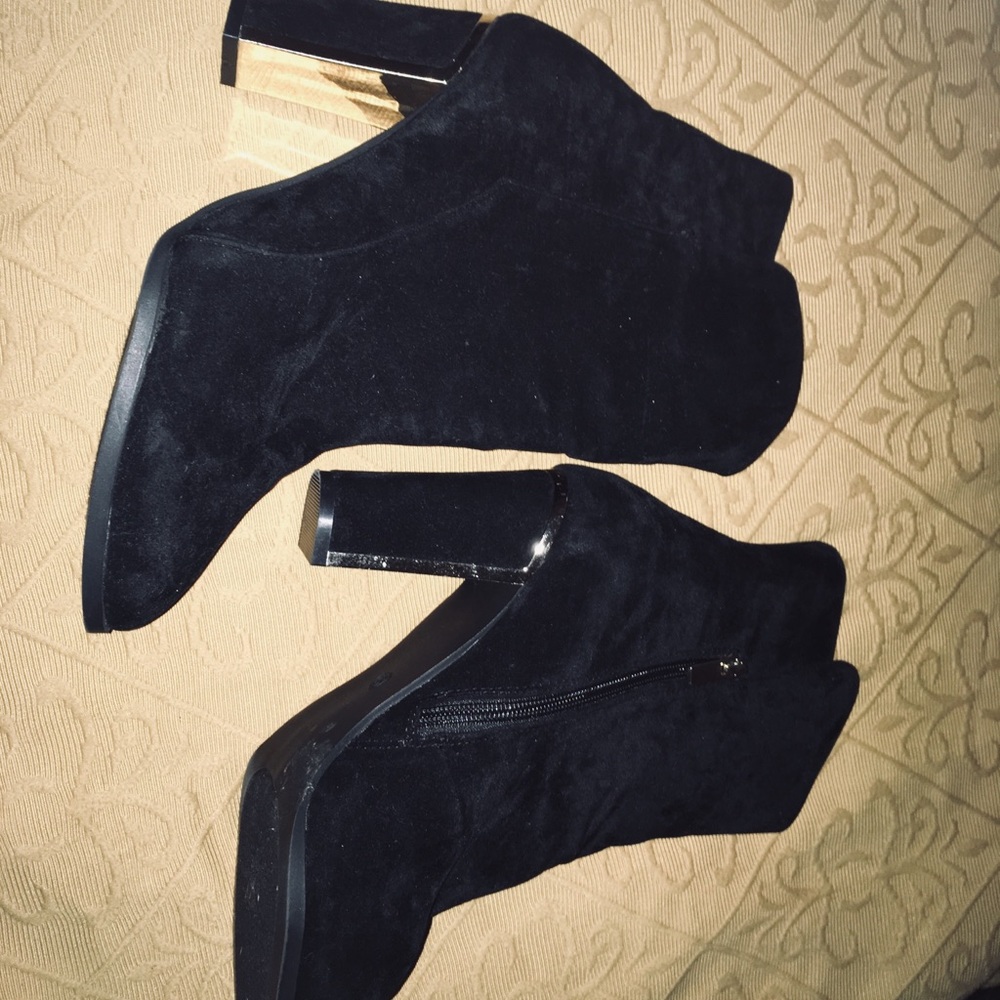 Size 9 Black Ankle Booties